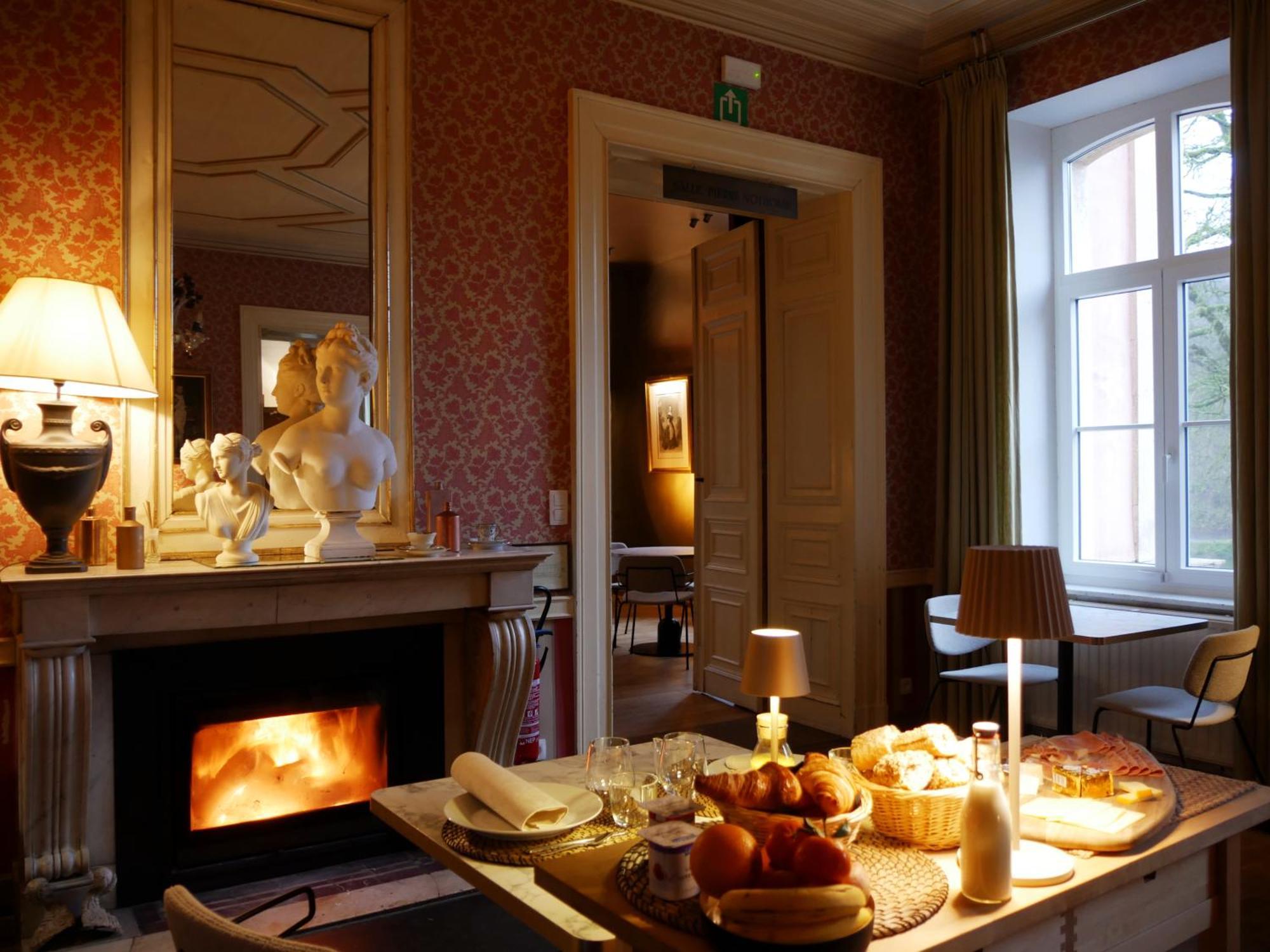 Chateau Du Pont D'Oye Habay-la-Neuve エクステリア 写真
