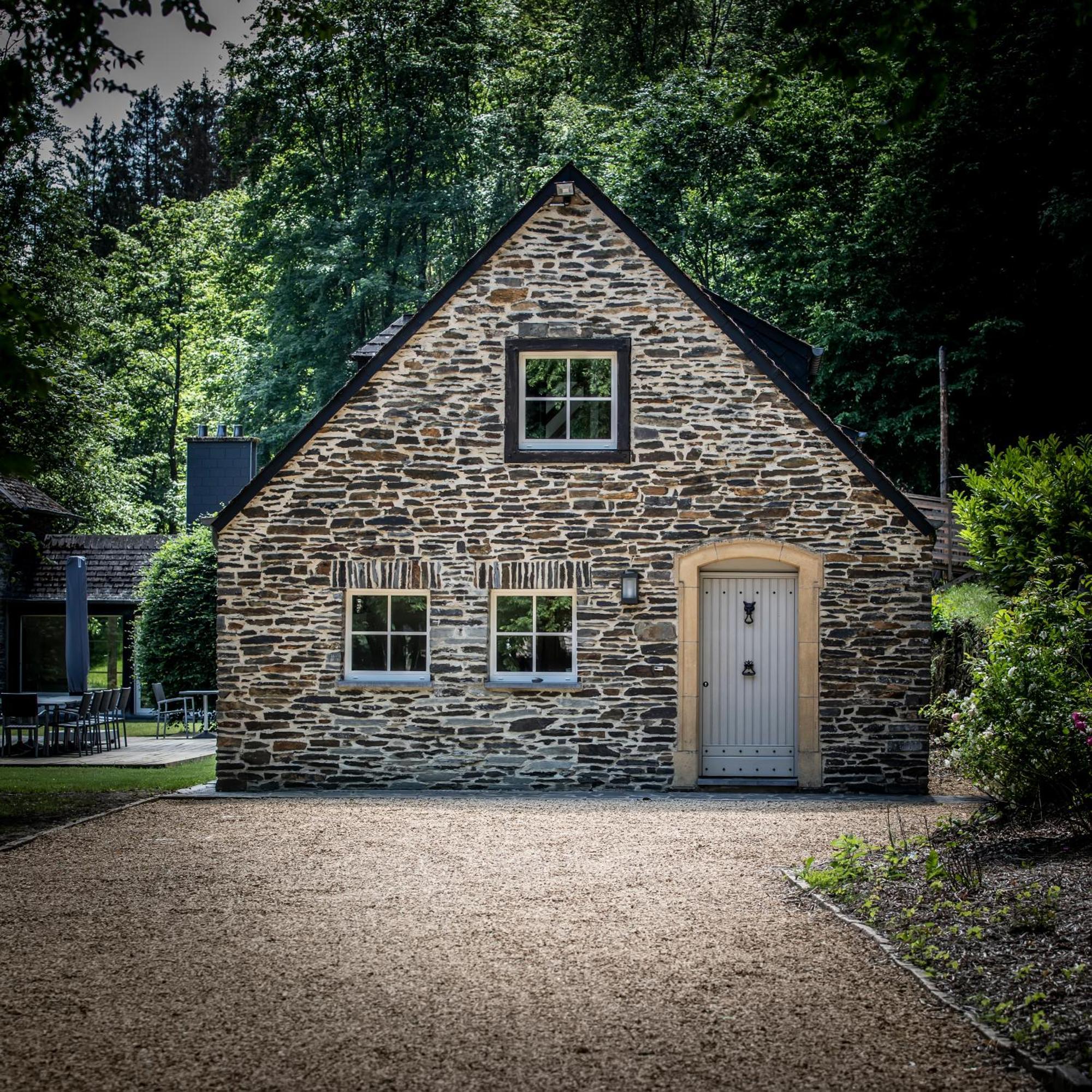 Chateau Du Pont D'Oye Habay-la-Neuve エクステリア 写真